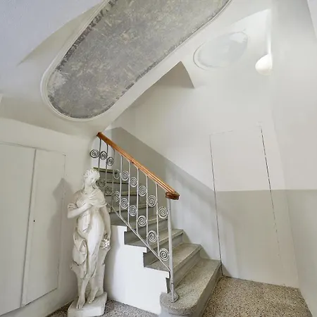 Buro Bed & Relax Apartment Parma Exterior photo